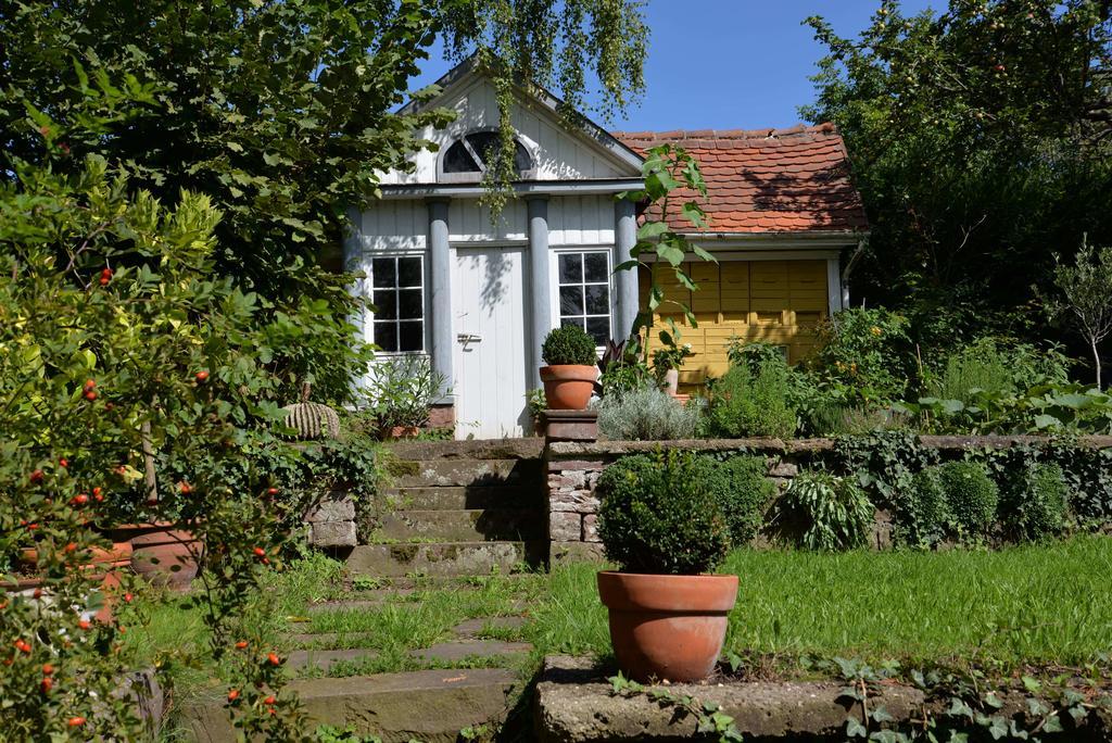 Alte Apotheke Bed & Breakfast Karlsbad Exterior photo
