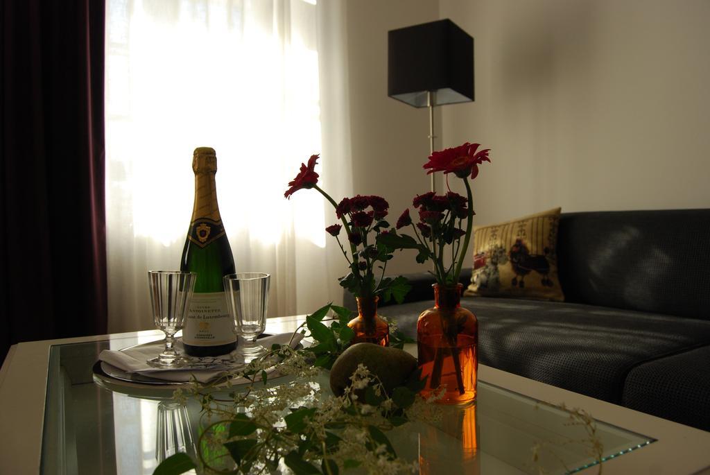 Alte Apotheke Bed & Breakfast Karlsbad Exterior photo